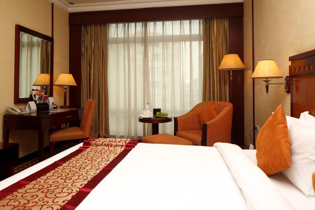Ramada Riyadh Hotel Eksteriør billede