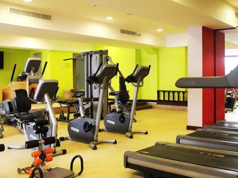 Ramada Riyadh Hotel Eksteriør billede