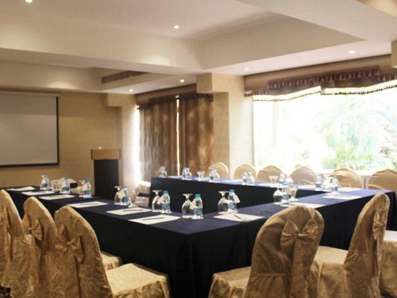 Ramada Riyadh Hotel Eksteriør billede