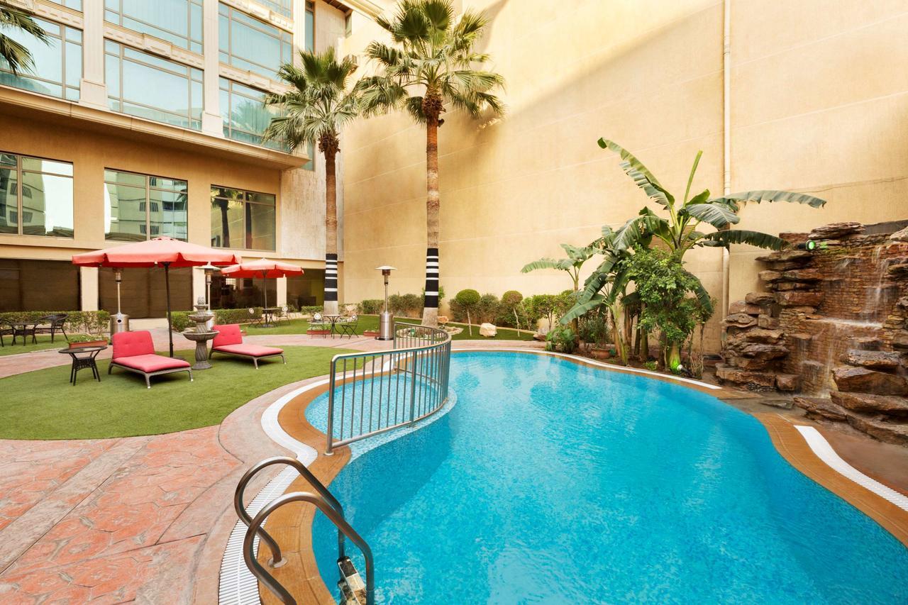 Ramada Riyadh Hotel Eksteriør billede