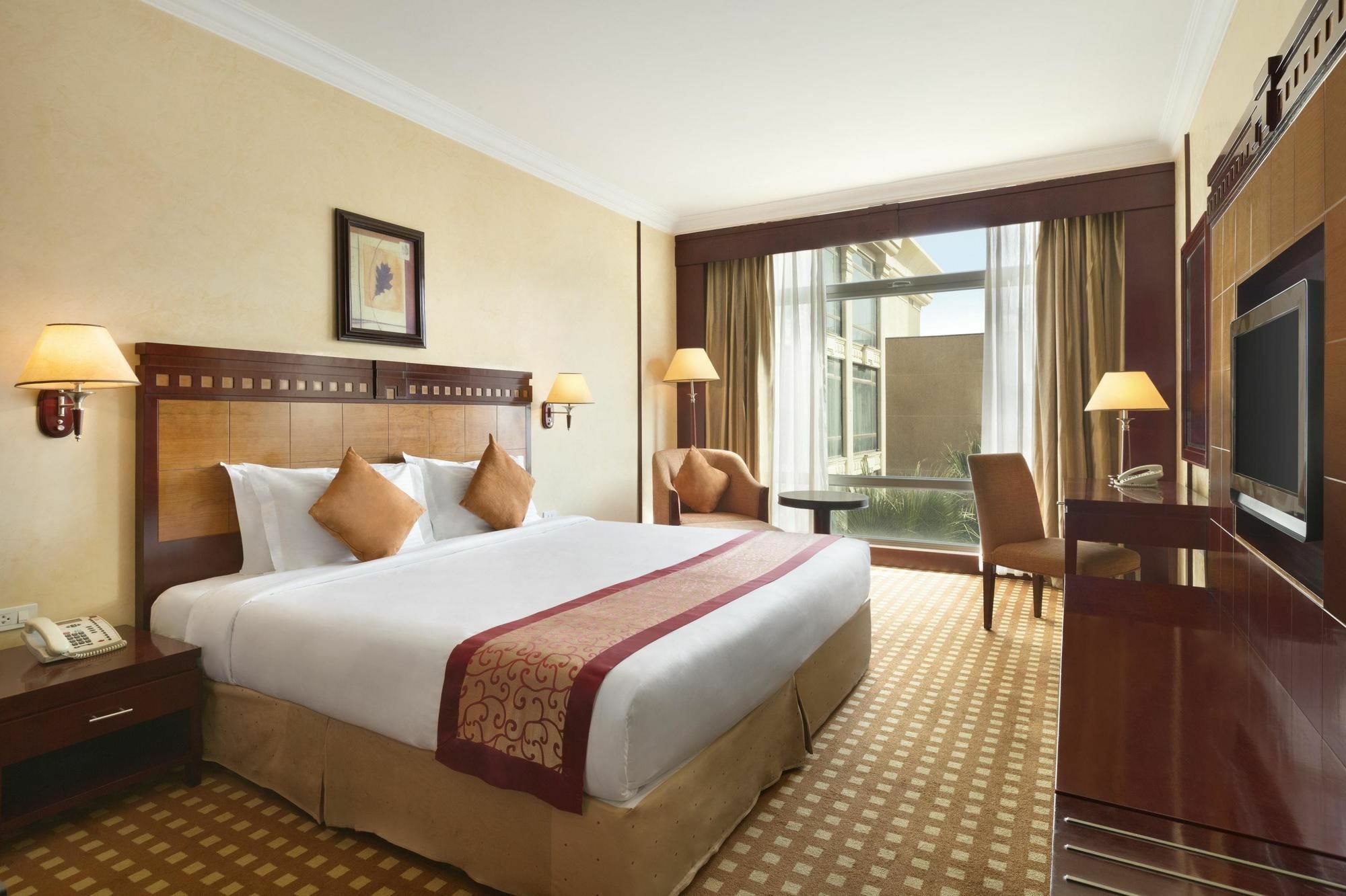 Ramada Riyadh Hotel Eksteriør billede
